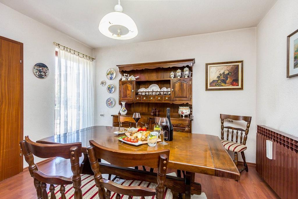 Holiday Home Ermanna Pula Exterior foto